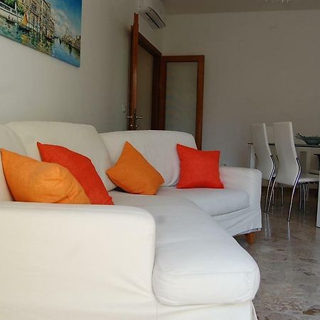 Laura Apartment Venice 4 P. 15 M To Venice Mestre Exterior photo